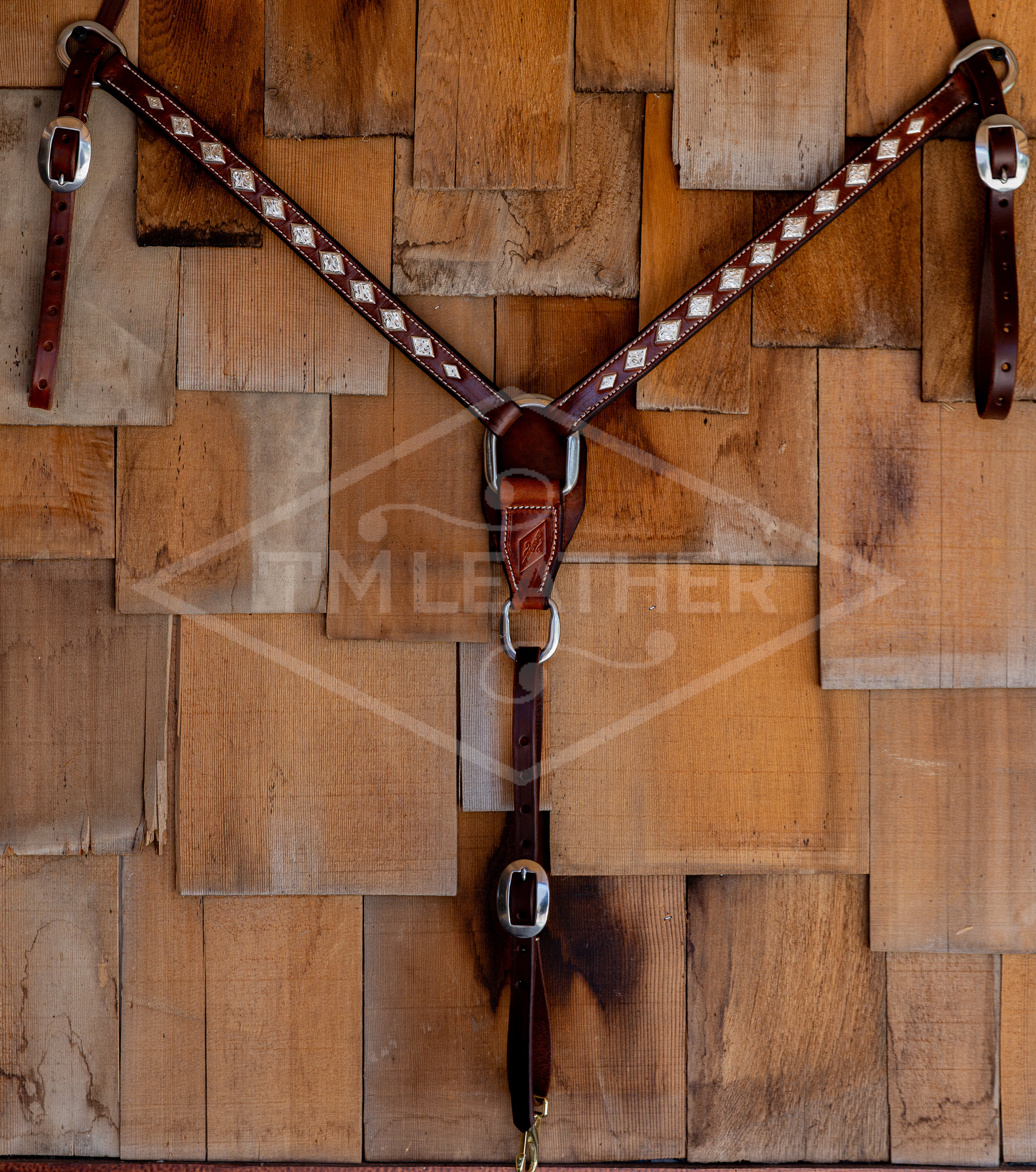 1" Natural Breastcollar w/ 22 Engraved Silver Diamond Conchos