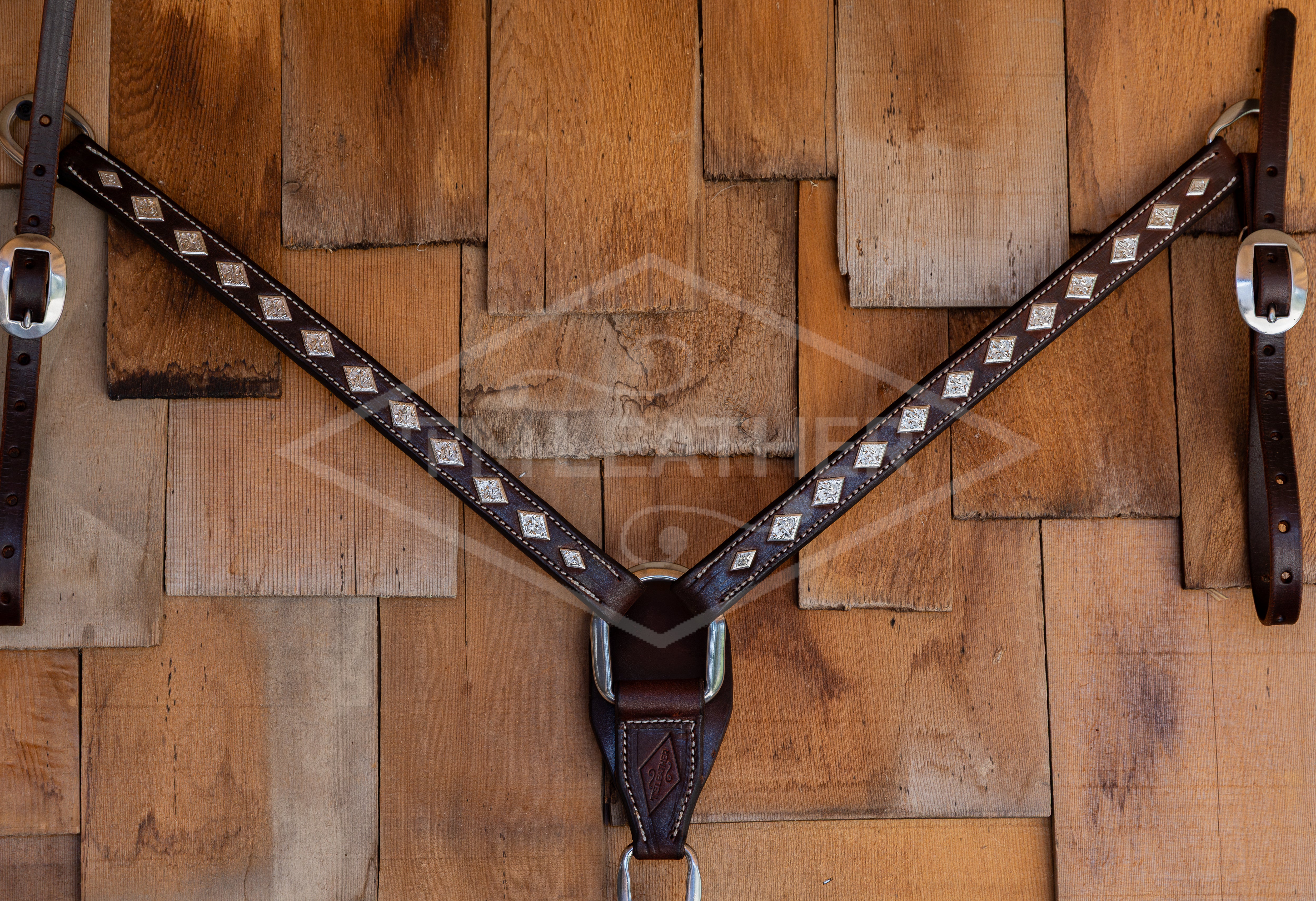 1" Natural Breastcollar w/ 24 Engraved Silver Diamond Conchos