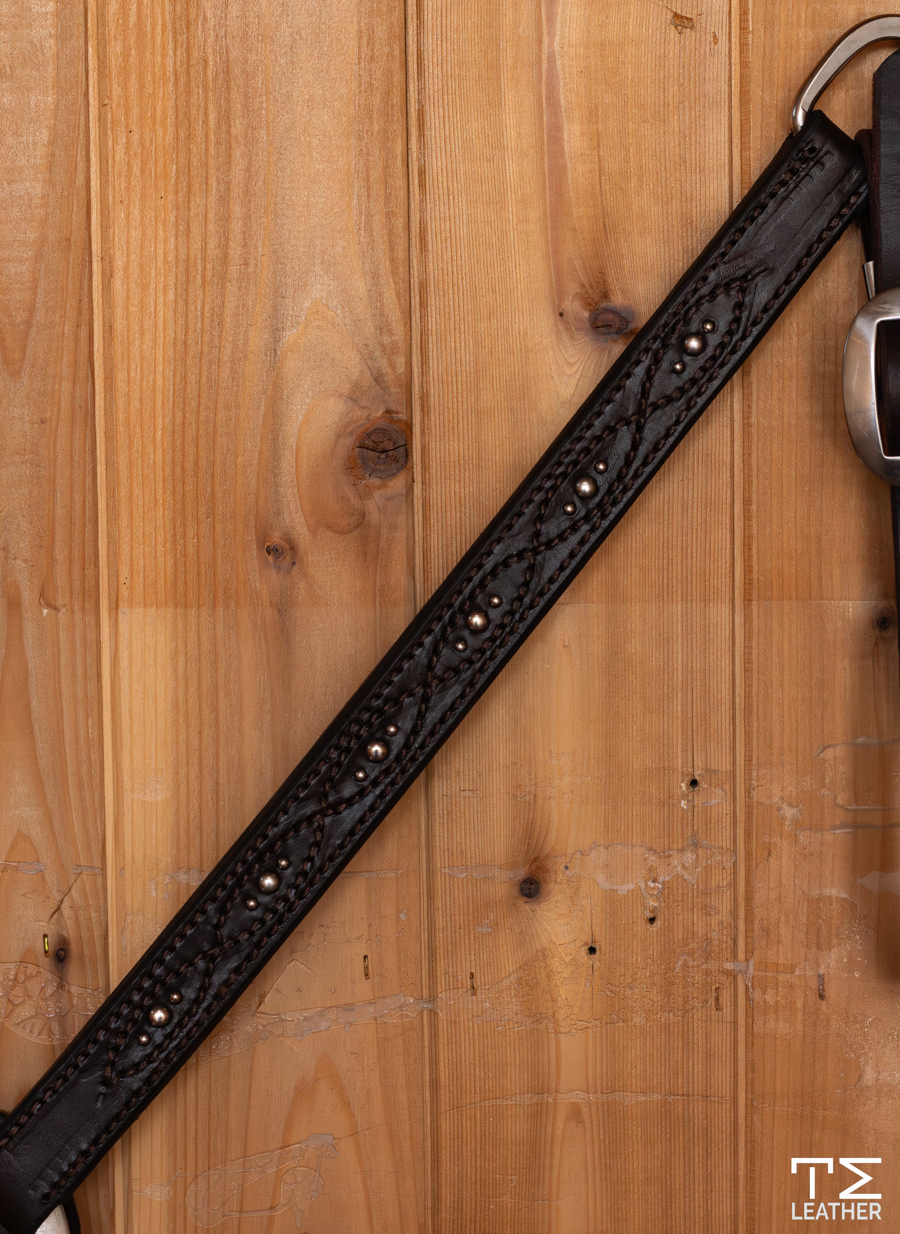 1" Chocolate Breast Collar w/ Gunslinger Stitching & 18 Medium & Small Silver Dot Accents