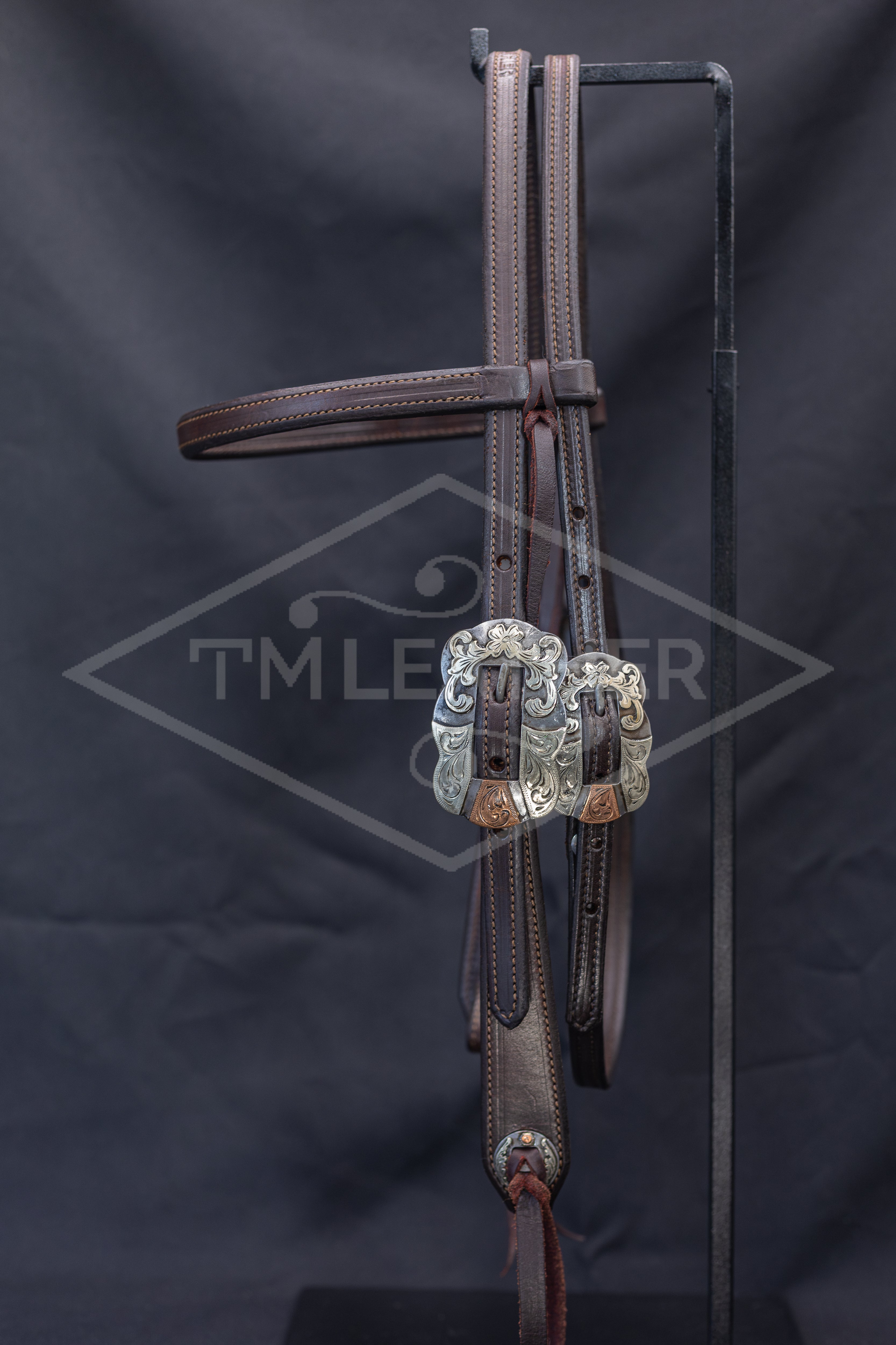 English Bridle Browband w/ Large Cart Silver Floral & Copper Buckles & Matching Conchos