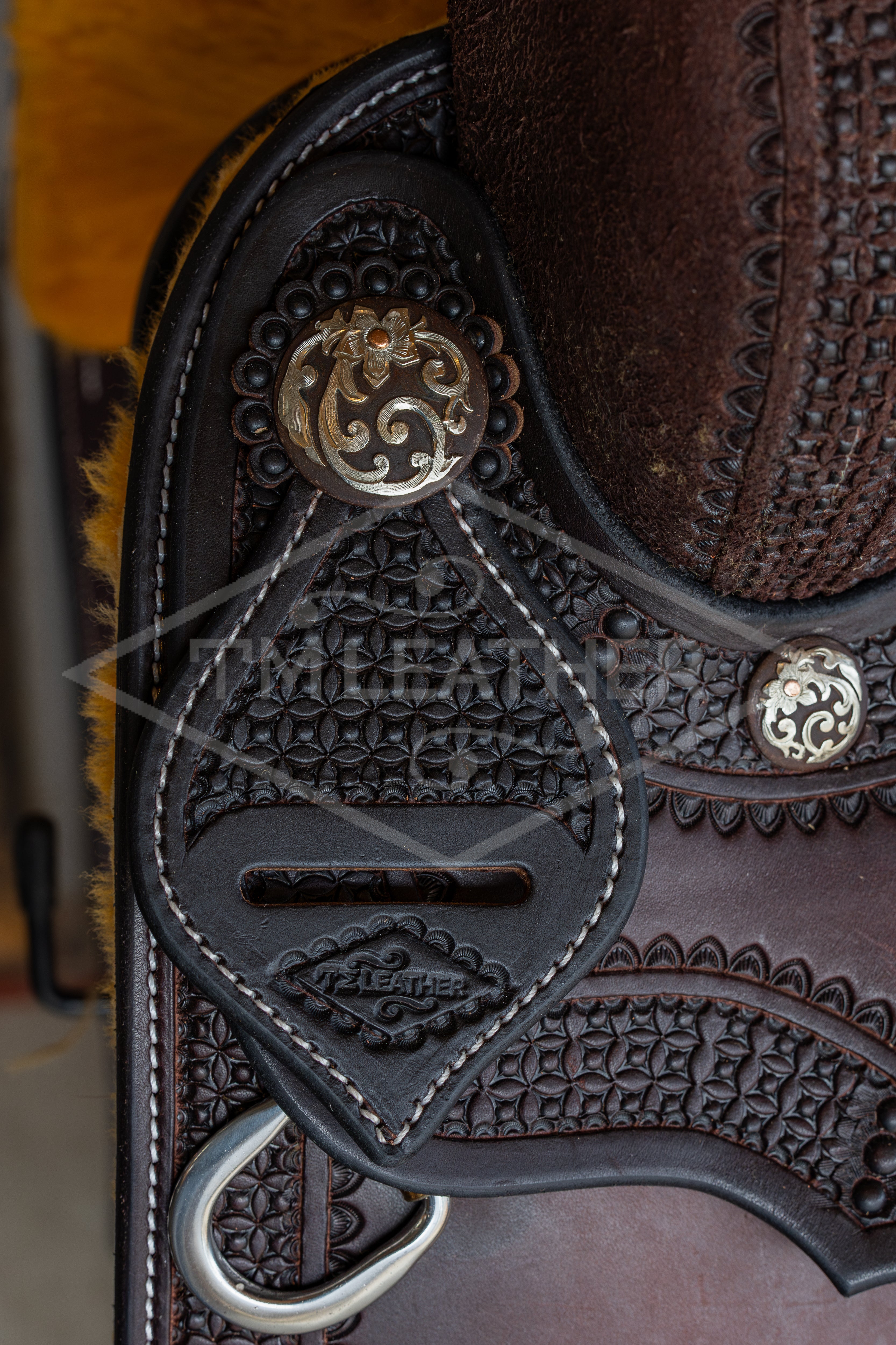 16.5” TM Cutter - Chocolate Smooth w/ Waffle Border Stamping