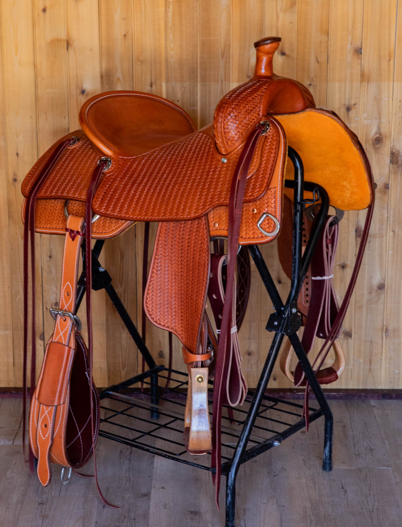 Ranch Cutter Saddle 16.5" Natural with Bamboo Stamping