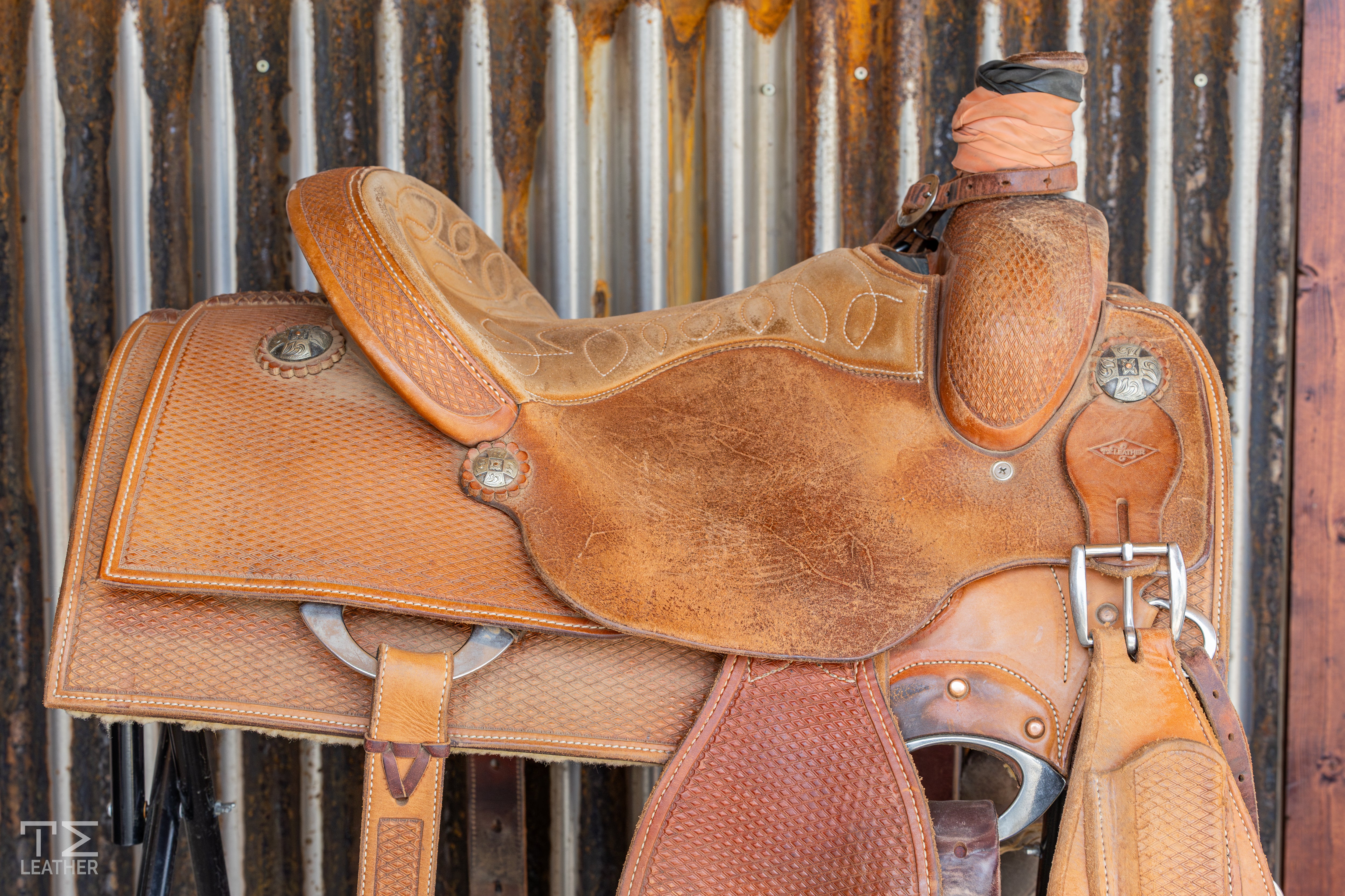 14" TM Team Roper - Chestnut Diamond Stamped USED