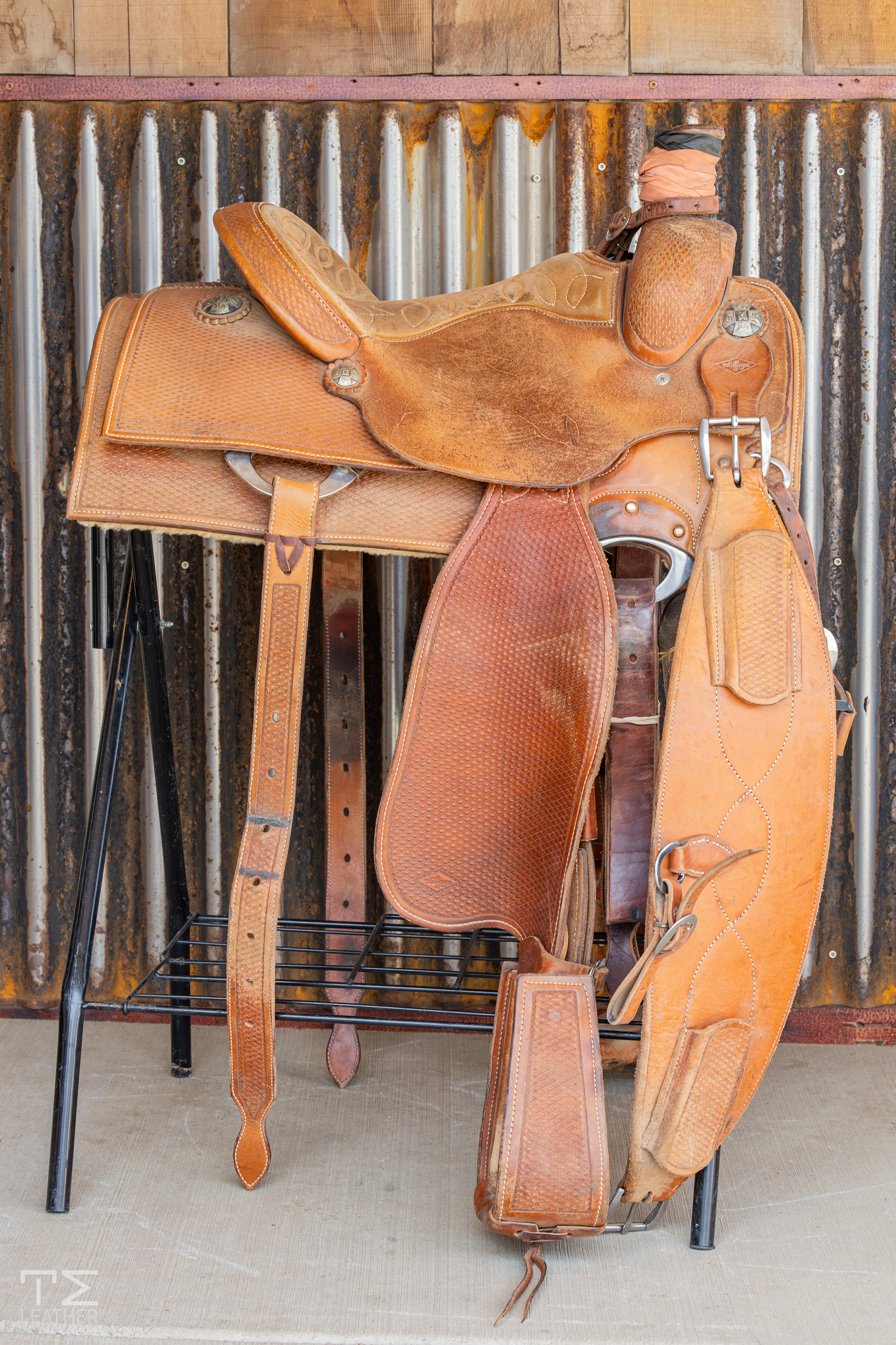 14" TM Team Roper - Chestnut Diamond Stamped USED