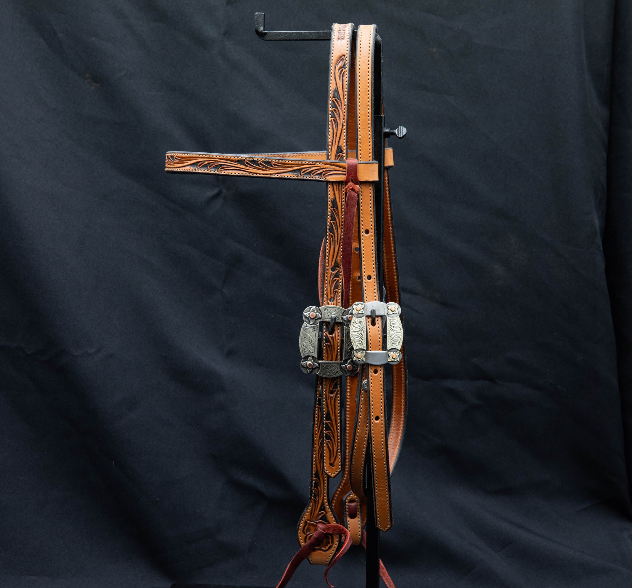 Browband Light Brown & Black Floral w/ Dexter Buckle Set