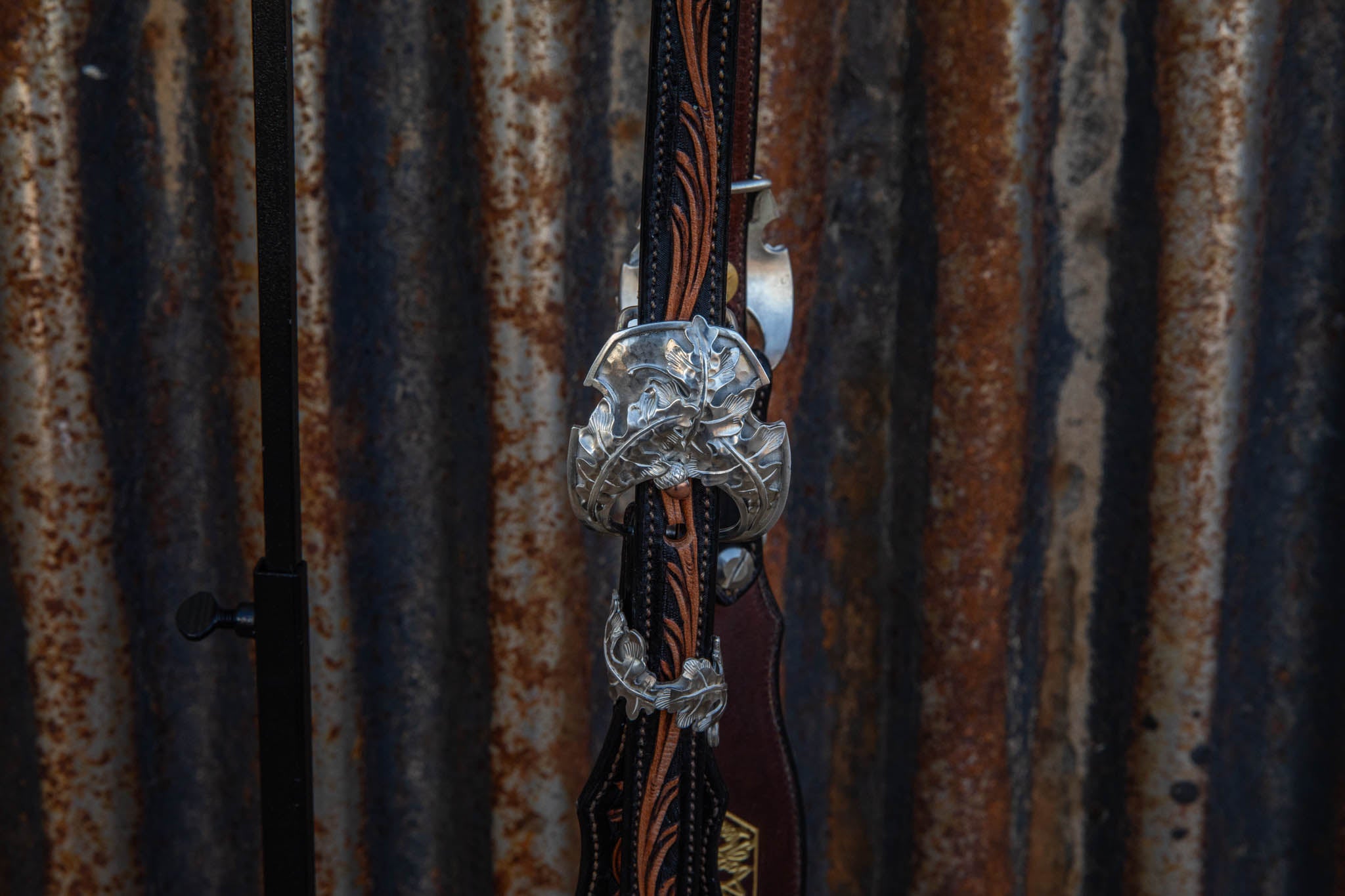 Signature Slide Ear Black & Light Brown Floral w/ Mike Craig Silver Buckle & Concho Set